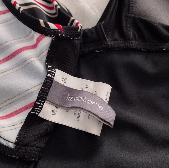 Liz Claiborne swimsuit top Size 16 - Picture 4 of 9